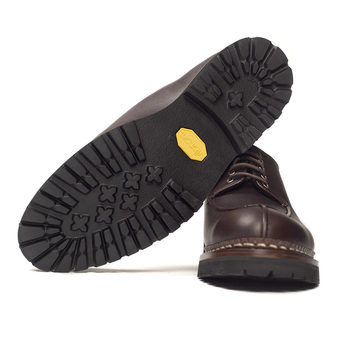 Meleze split-toe shoe in dark brown leather, Vibram lug sole